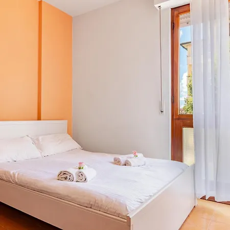 Landi 5 - Monolocale Con Ascensore E Parcheggio Gratuito Apartamento